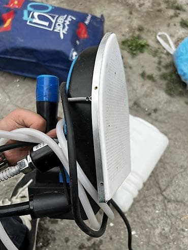 железный турба: Пароутюг с внешним баком для воды - Профессиональный паровой утюг с — 2