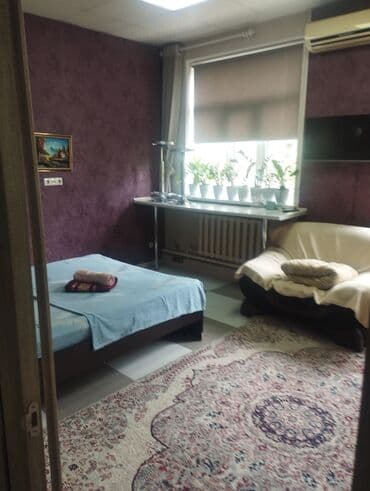 дом с бассейном посуточно бишкек: Уютный номер посуточно - Просторная комната с двуспальной кроватью и — 2