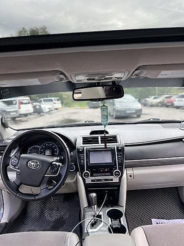 Продажа авто: Toyota Camry: 2012 г., 2.5 л, Вариатор, Гибрид, Седан — 6