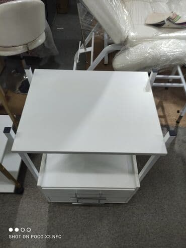 визажное кресло: Помошницы косметологические Помощница косметологическая Этажерка — 8