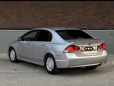 Продажа авто: Honda Civic: 2008 г., 1.3 л, Автомат, Гибрид, Седан — 5