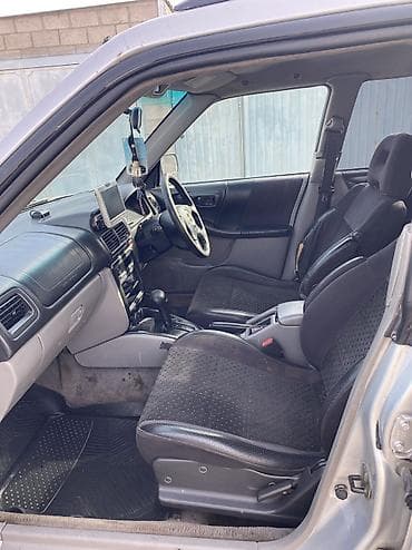 субару 2023: Subaru Forester: 2001 г., 2 л, Автомат, Бензин, Кроссовер — 4