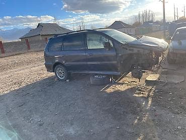 митсубиси спэйс стар: Mitsubishi Chariot: 1999 г., 2.4 л, Автомат, Бензин, Минивэн — 1