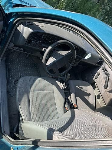 Транспорт: Volkswagen Passat Variant: 1991 г., Универсал — 3