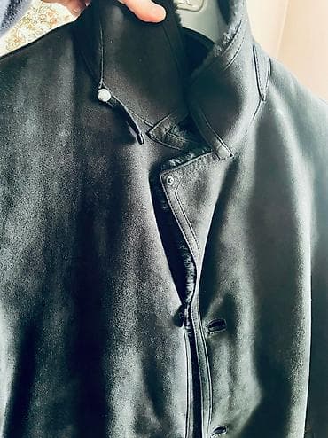 Костюмы: Дубленка из овчины, натуралка, слегка приталина, черная, карманы на — 9