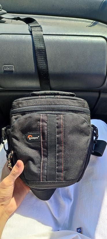 ош саат: Сумка для фотоаппарата Lowepro (наплечная) - Форм‑фактор: компактная — 1
