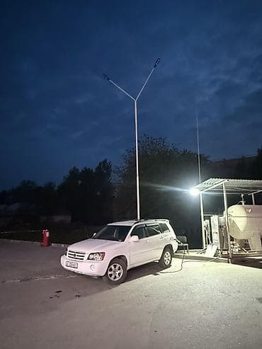 Toyota Highlander: 2002 г., 2.4 л, Автомат, Газ, Кроссовер