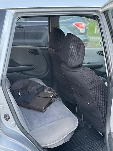 crv 2004: Honda Fit: 2003 г., 1.3 л, Вариатор, Бензин, Хэтчбэк — 5