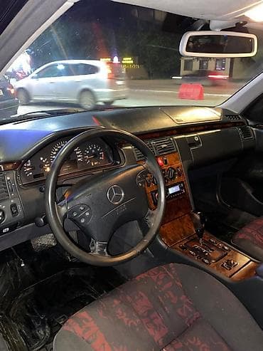 мерс плита: Mercedes-Benz E-Class: 2001 г., 2.4 л, Автомат, Бензин, Седан — 2