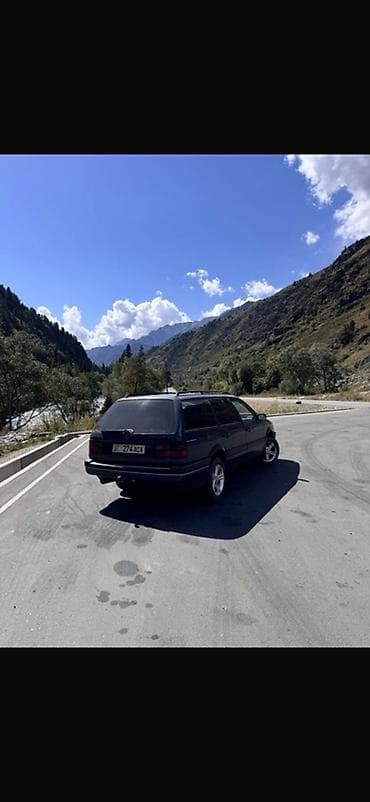 иж 53: Volkswagen Passat Variant: 1993 г., 1.8 л, Механика, Бензин, Универсал — 4