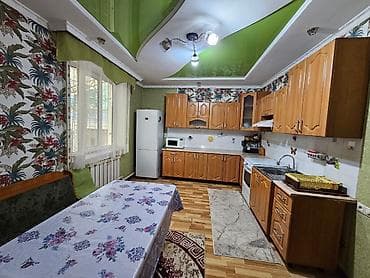 Недвижимость: 170 м², 6 комнат, Парковка — 2