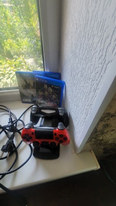 ноутбук 4 ядерный: Ps4 pro 
3 диск
все приборы 
1770гб память — 3