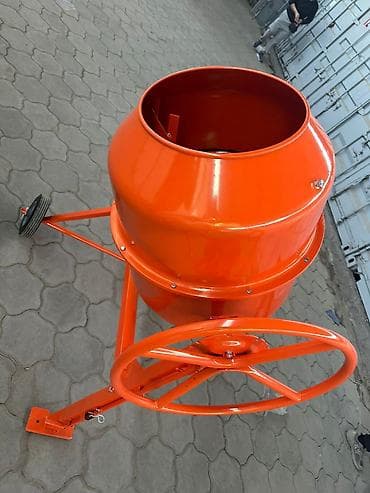 Окна и комплектующие: Бетоносмеситель Helmut PCM700 Характеристики с шильдика: - Питание — 2