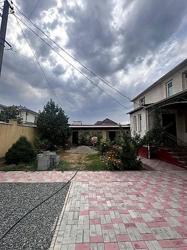 продаю дом аламедин рынок муса жалил: 🏡 Продаётся дом в Арча -Бешике! 🏡 📍 Отличная локация, рядом школа №79 — 2