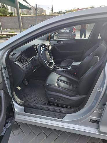 Продажа авто: Hyundai Sonata: 2019 г., 2 л, Автомат, Газ, Седан — 6