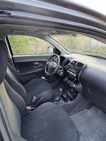 ist: Toyota Ist: 2008 г., 1.8 л, Автомат, Бензин, Хэтчбэк — 9