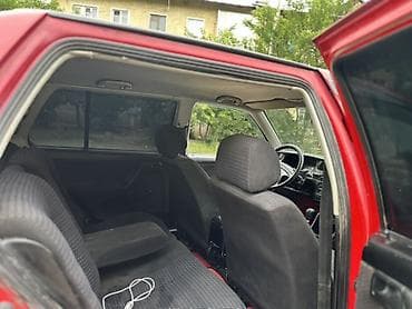 продаю вазу: Volkswagen Vento: 1992 г., 1.8 л, Механика, Бензин, Седан — 7