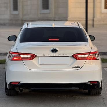 камры 70: Toyota Camry: 2020 г., 2.5 л, Автомат, Гибрид, Седан — 9