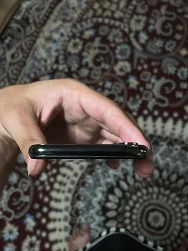 продать старые телевизоры: IPhone Xs, Новый, 512 ГБ, Черный, Чехол, 100 % — 10