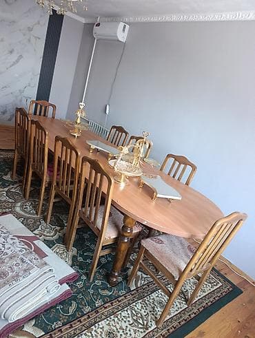 Дом и сад: Продается стол с 12 стульями, в хорошем состоянии. цена 18 тыс сом — 3