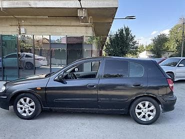 Nissan Almera: 2002 г., 1.5 л, Механика, Бензин, Хэтчбэк — 8
