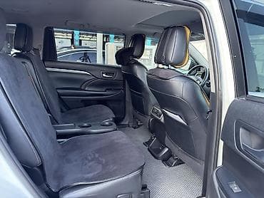 byd leopard: Toyota Highlander: 2019 г., 3.5 л, Вариатор, Гибрид, Кроссовер — 6