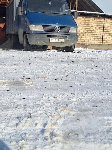 mazda demio 1 3: Грузовик, Mercedes-Benz, Стандарт, 4 т, Б/у — 2