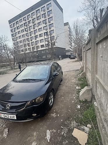 civic: Honda Civic: 2009 г., 1.3 л, Автомат, Бензин, Седан — 3