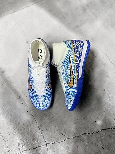 шипы бутсы: Футбольные бутсы/сороконожки Nike для игры на искусственных покрытиях — 1