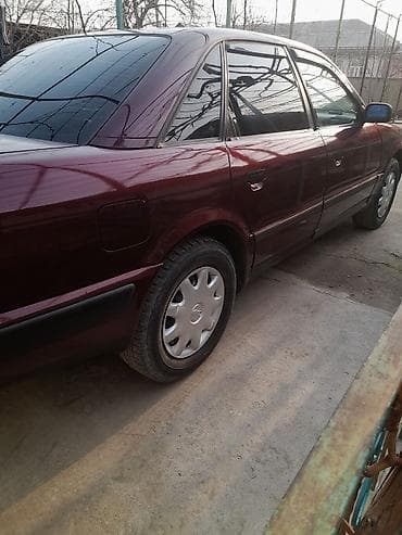 ключи ауди: Audi 100: 1991 г., 2 л, Механика, Бензин, Седан — 3