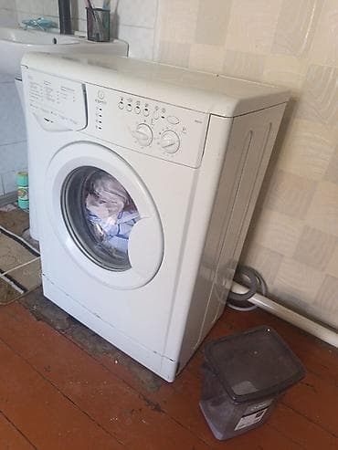 dekko plus: Стиральная машина Indesit WISL 62 - Фронтальная загрузка - Панель — 2