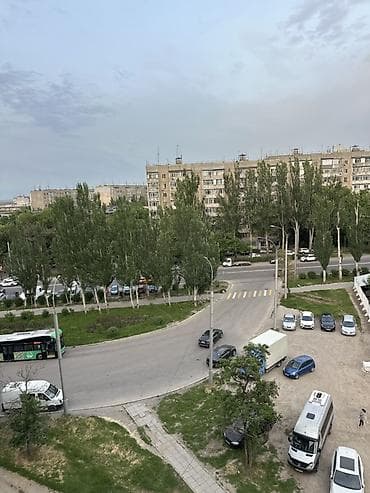 Гаражи: Продается 1 комнатная квартира в Аламедин-1. Есть сушилка. Цена 65000$ — 1