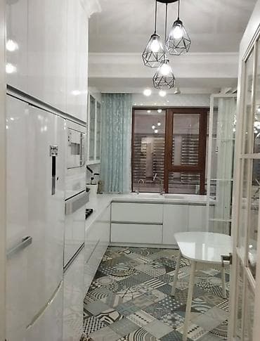 Недвижимость: Сдаю 4 ком квартиру в центре 💎Логвиненко 12/ Боконбаева 💎элитка этаж — 5