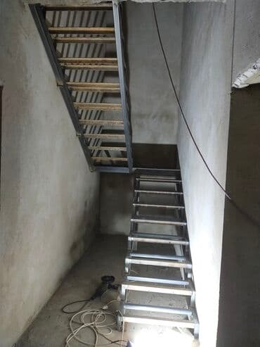 накладные брекеты для красоты купить: Обшивка лестниц — 9