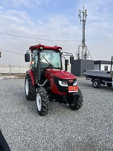 косилка мото: Колесный трактор с кабиной, красный, полноприводный (4×4). Основные — 1