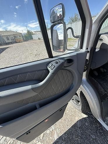 шины летние 225 65 17: Легкий грузовик, Mercedes-Benz — 5