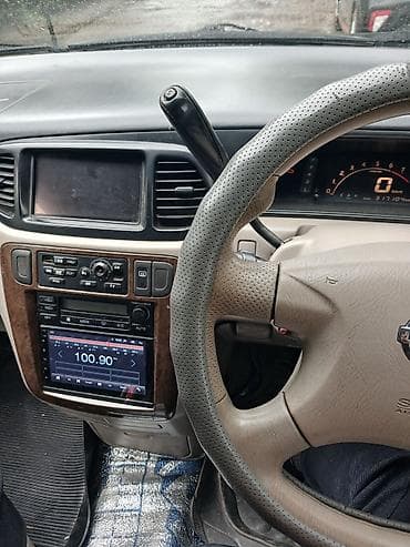 салон на гольф 2: Nissan Liberty: 2001 г., 2 л, Автомат, Бензин, Минивэн — 1