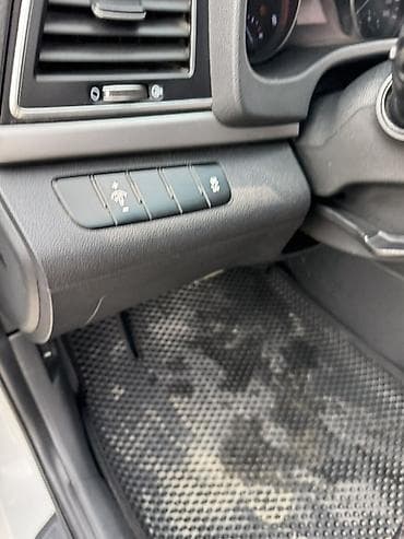 аудио техника: Hyundai Avante: 2016 г., 1.6 л, Бензин, Седан — 9