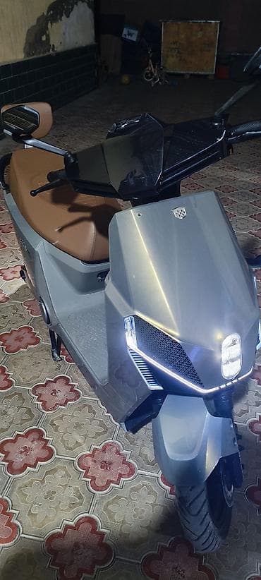 mini led: Электроскутер Luyuan (электрический) - Современный городской скутер с — 3
