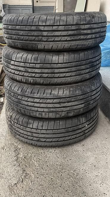 Комплект из 4 летние шины для легкового автомобиля.
185/65R15 at lalafo.kg Комплект из 4 летние шины для легкового автомобиля.
185/65R15