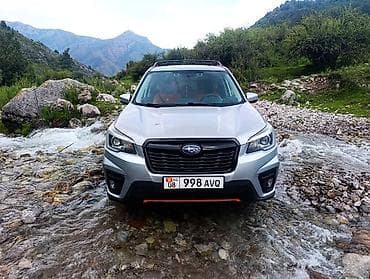 авто прикуриватель: Subaru Forester: 2019 г., 2.5 л, Бензин — 8