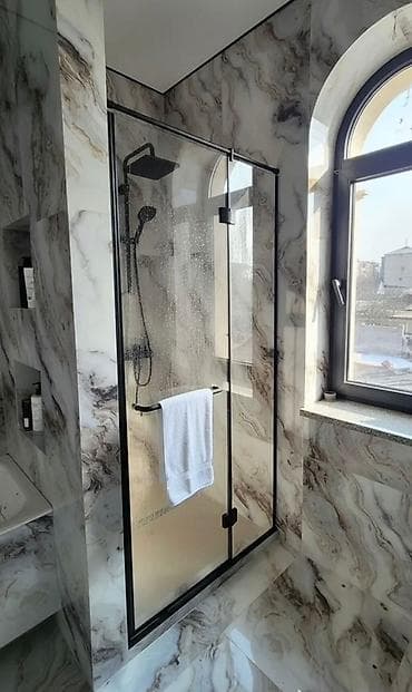 перегородки для туалета: Стеклянные душевые перегородки и ограждения для ванны - Изготовление — 4