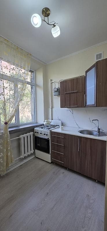 Квартиры: 1 комната, 30 м², Индивидуалка, 3 этаж, Косметический ремонт — 8