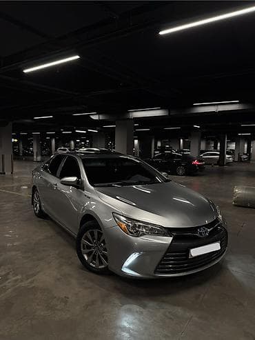Toyota Camry: 2016 г., 2.5 л, Автомат, Гибрид, Седан — 4