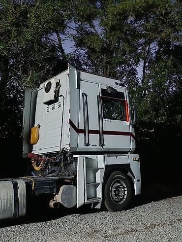 нужен тракторист: Тягач, Renault, 2007 г. — 3