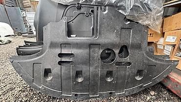 Защита двигателя/поддона для автомобиля. - Материал: прочный пластик