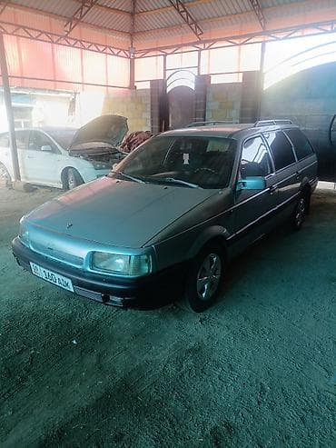 Volkswagen: Volkswagen Passat Variant: 1991 г., 2 л, Механика, Бензин, Универсал — 7