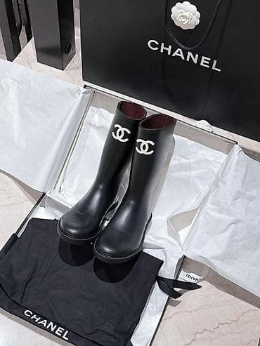 CHANEL Rubber Rain Boots G39620 X56326 0Q304, размер 37, Made in at lalafo.kg CHANEL Rubber Rain Boots G39620 X56326 0Q304, размер 37, Made in