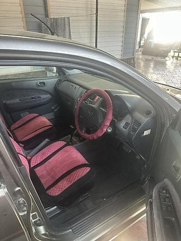 Продажа авто: Honda HR-V: 2000 г., 1.6 л, Автомат, Бензин, Кроссовер — 3