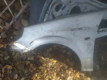 Крыло Переднее левое Toyota